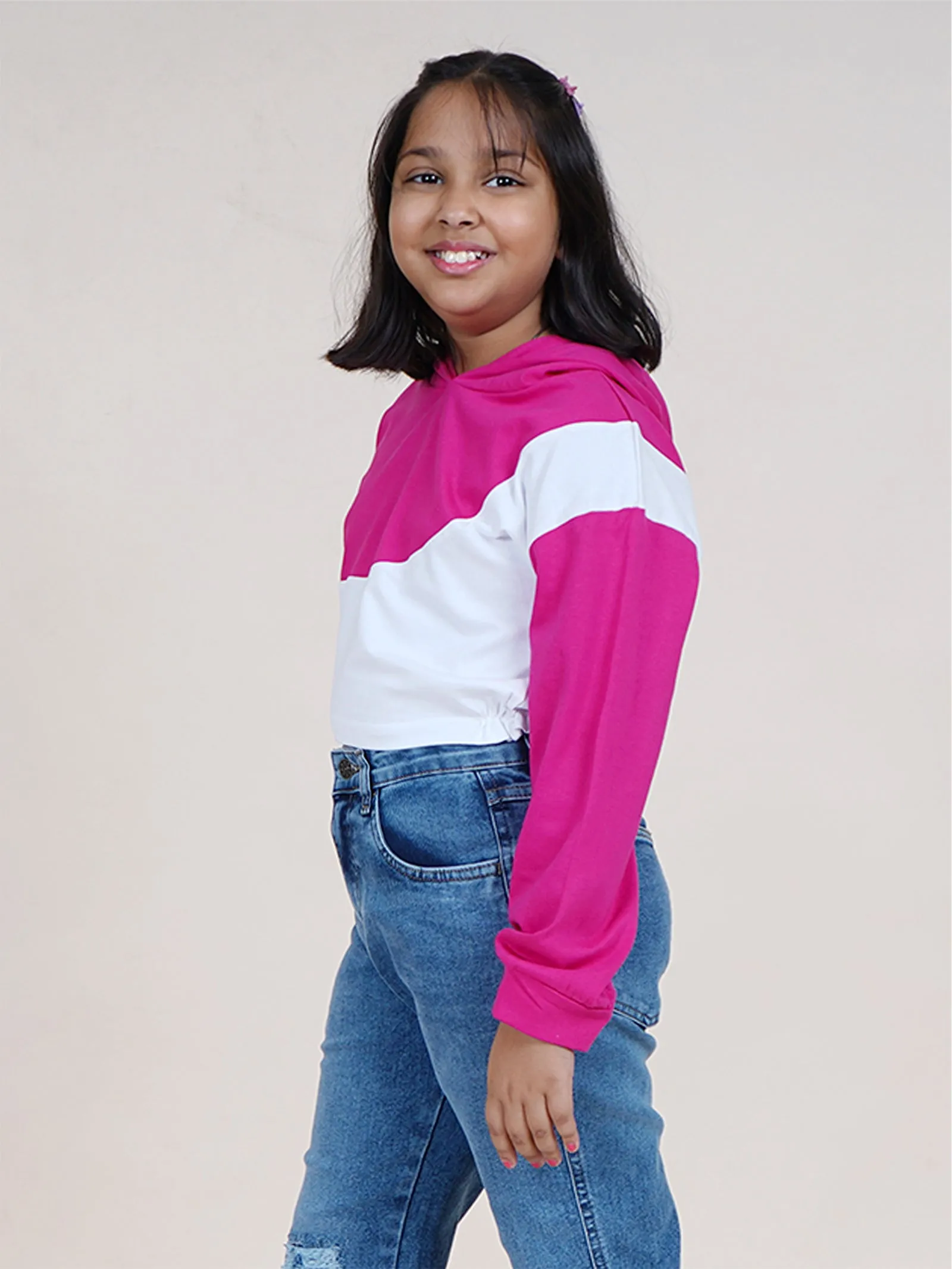 Girls Cotton Full Sleeves Cut & Sew Detailed Hooded Crop T-Shirt