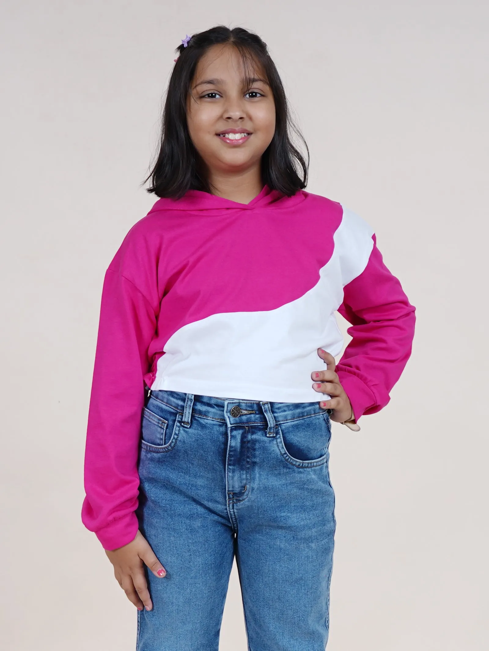 Girls Cotton Full Sleeves Cut & Sew Detailed Hooded Crop T-Shirt