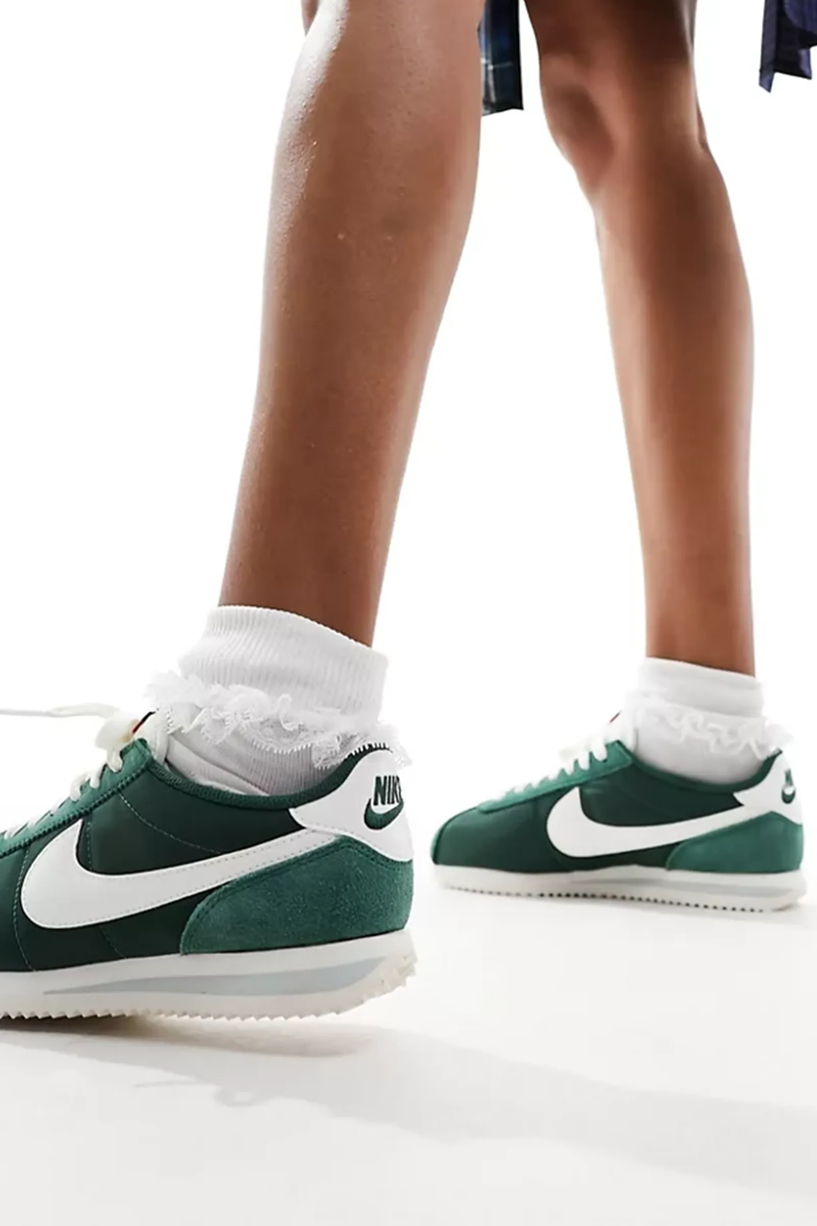 Nike Cortez TXT Unisex Trainers in Fir Green and White