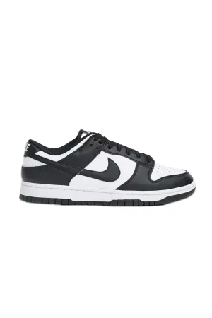 Nike Dunk Low trainers in white and black