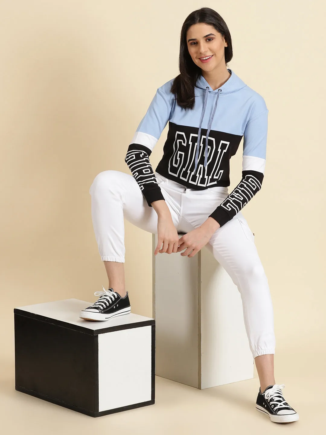 Women's Blue Colourblock Sweatshirt