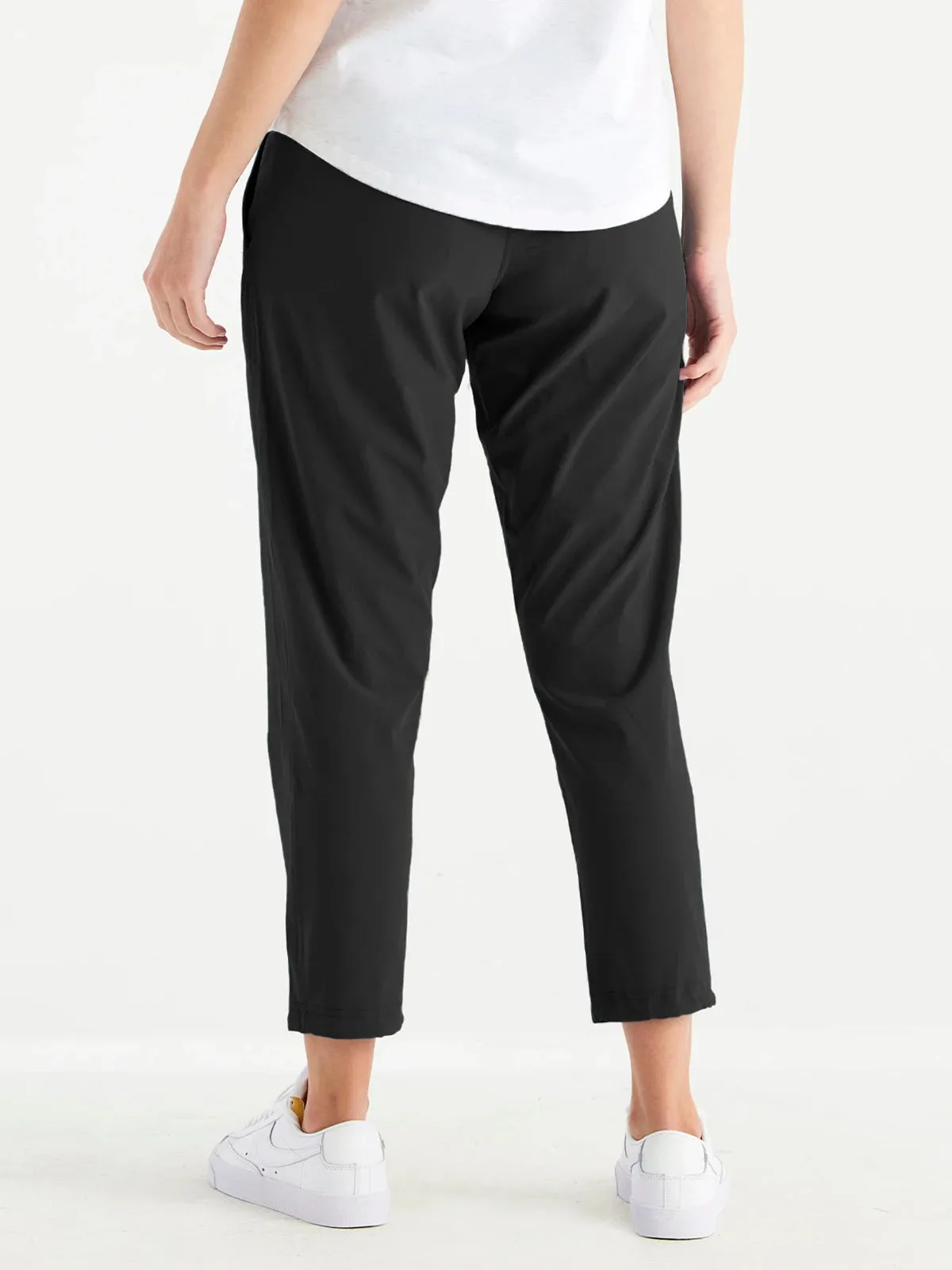 Women's Breeze Cropped Pant - Black